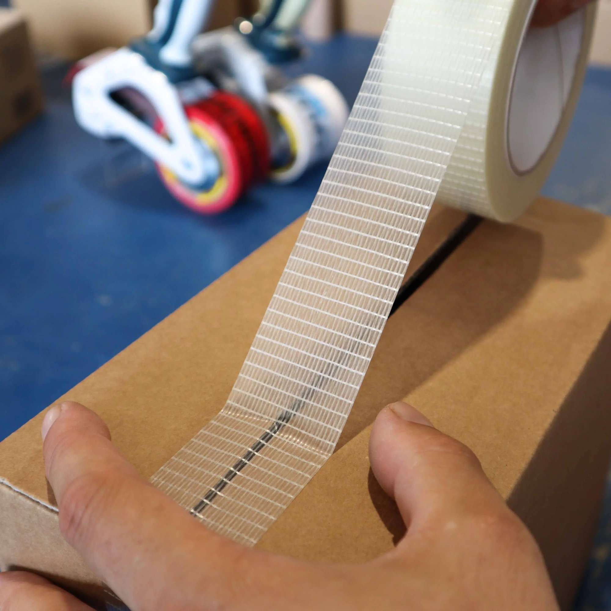 gws 41951 kreuzverstaerktes Filament Packband, 50 m x 38 mm, transparent